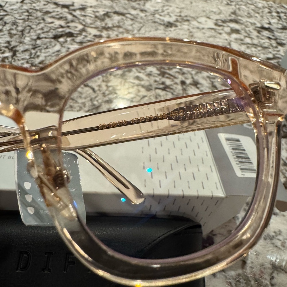 DIFF Blue-Blocking Glasses - Picture 13 of 15
